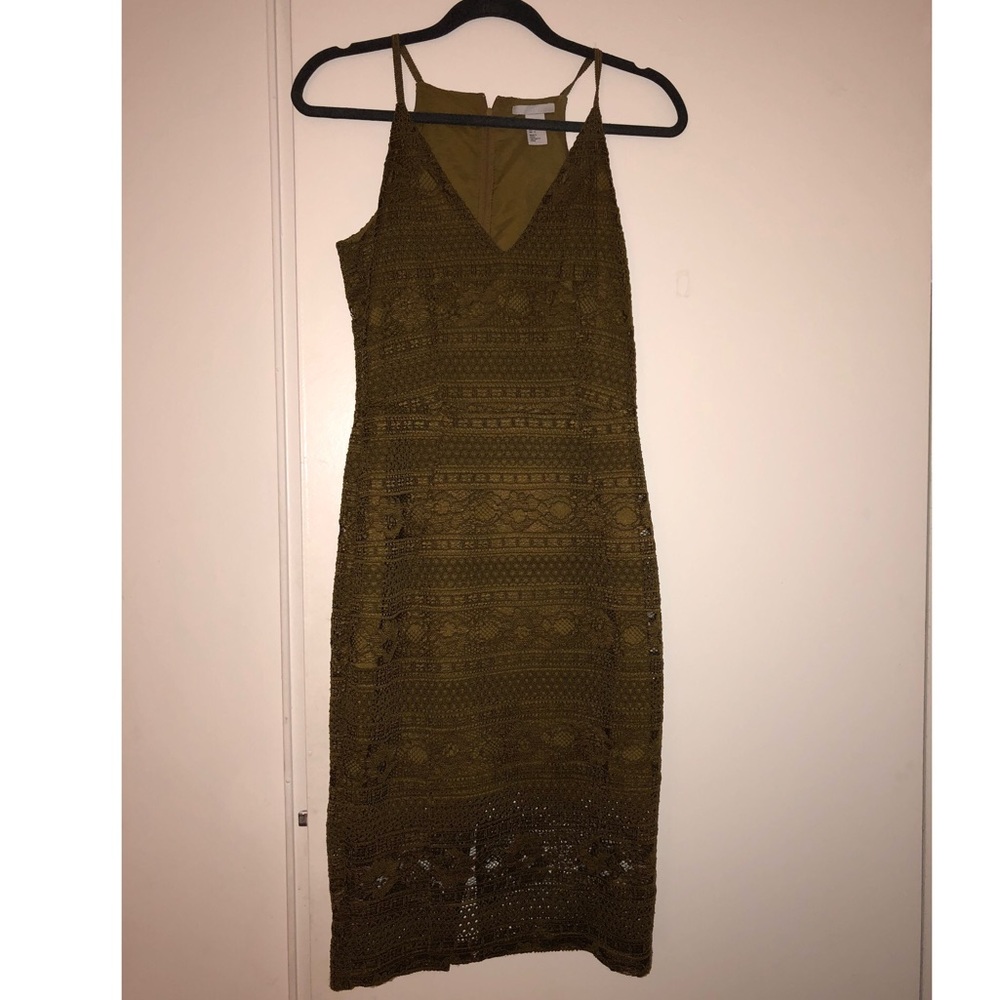ONLY WORN ONCE!! OLIVE GREEN LACE MIDI DRESS!!